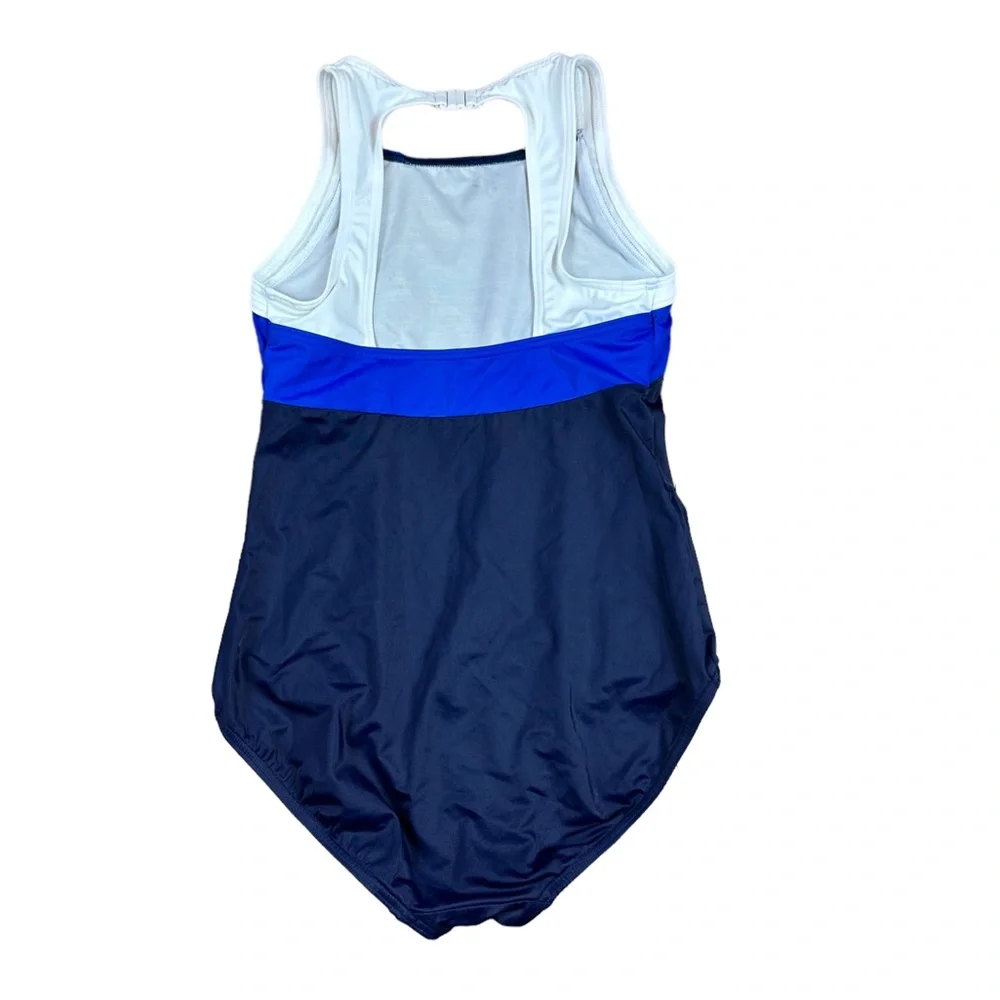 LANDS END: Sport One Piece Swimsuit - Size 8P
